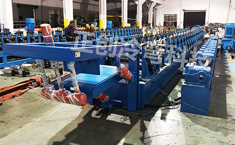 簡(jiǎn)述汽車(chē)車(chē)廂板設(shè)備及正確使用汽車(chē)車(chē)廂板設(shè)備的方法